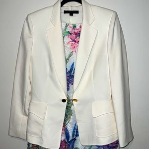 Stunning Anne Klein Jacket with gold buttons